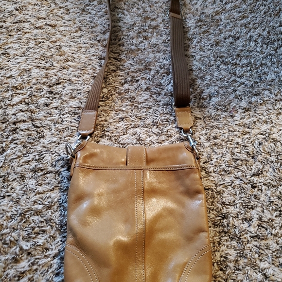 Coach purse - Picture 2 of 4
